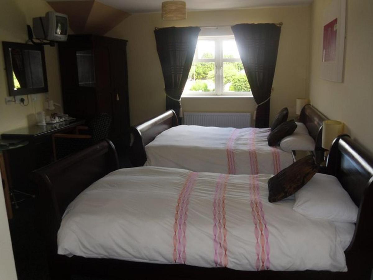 Laragh House B&B Κίλκενι Δωμάτιο φωτογραφία