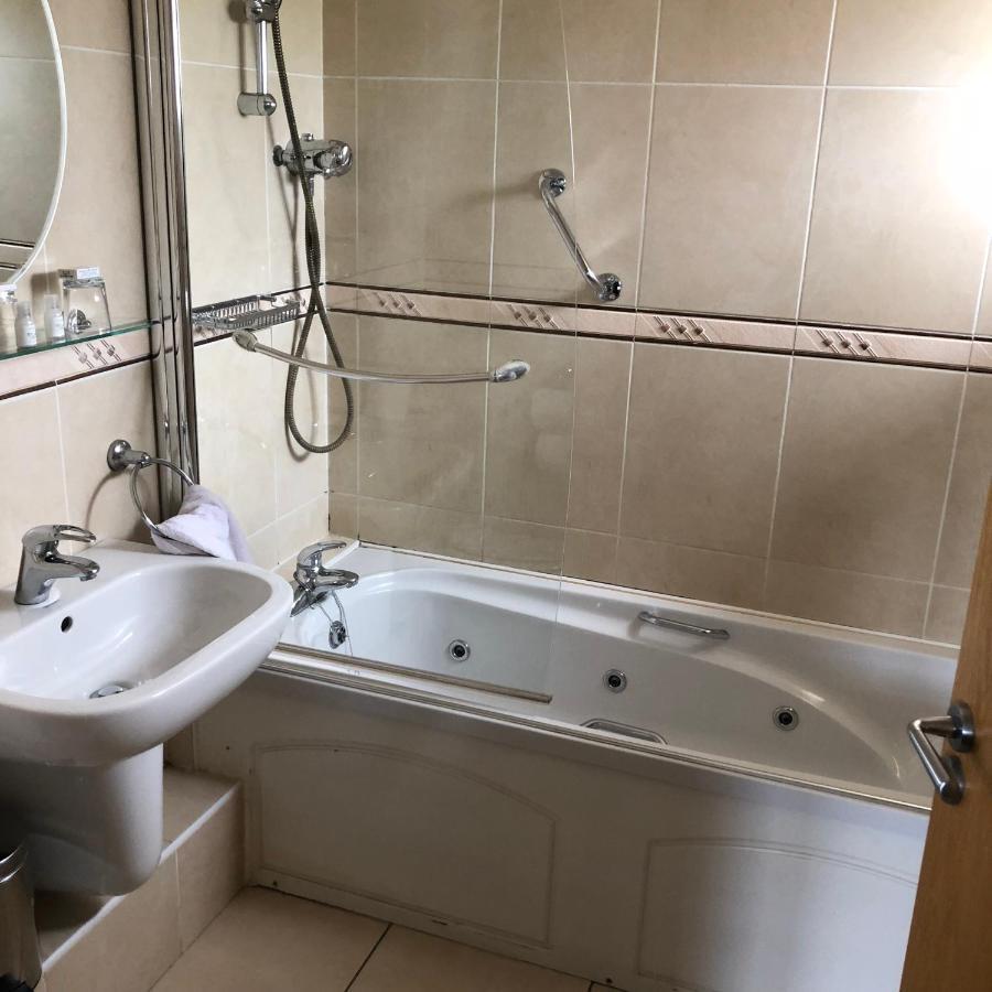 Laragh House B&B Κίλκενι Εξωτερικό φωτογραφία