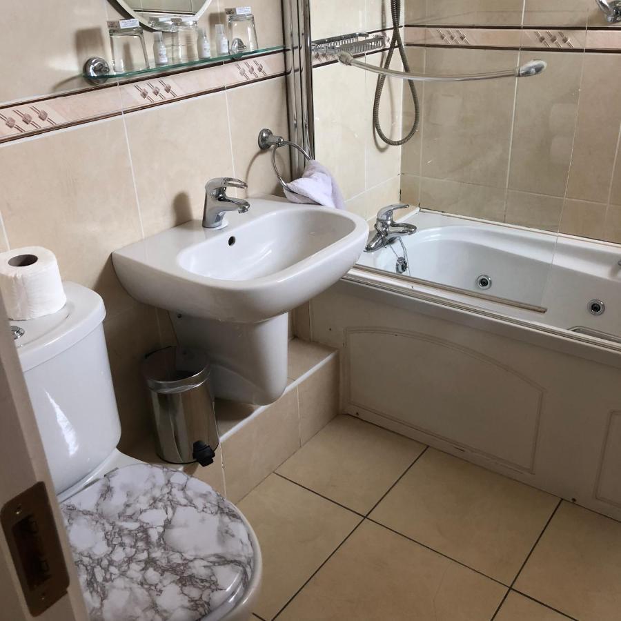 Laragh House B&B Κίλκενι Εξωτερικό φωτογραφία